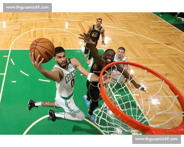 篮球直播手机版全新升级随时观看赛事精彩回放与实时比分提醒